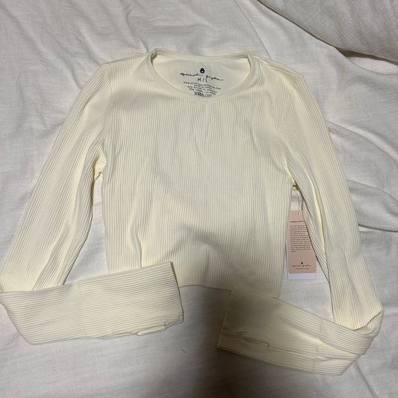 NWT Spiritual Gangster Serene Twist Back Top White - Picture 3 of 4